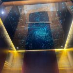 Thiết kế trần sao thang máy theo concept riêng, ánh sáng tinh xảo