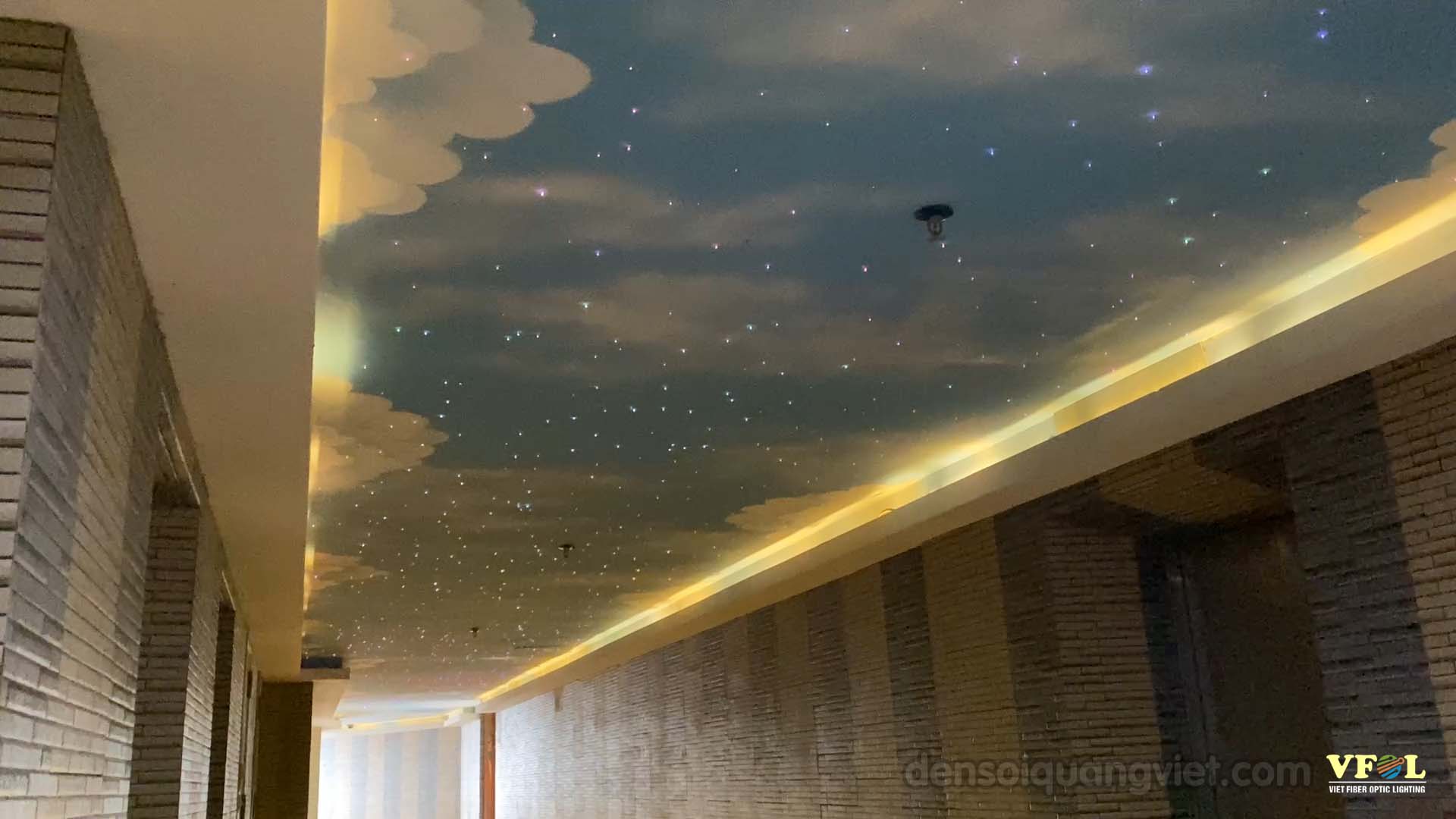 Trần sao vẽ phun mây trời Văn phòng Tòa tháp Doanh Nhân Trần sao vẽ phun mây trời Văn phòng Tòa tháp Doanh Nhân